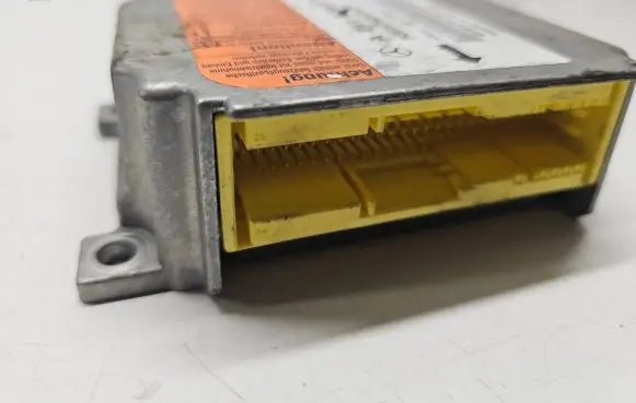 Mercedes-Benz E W211 Airbag control unit/module A2118705726