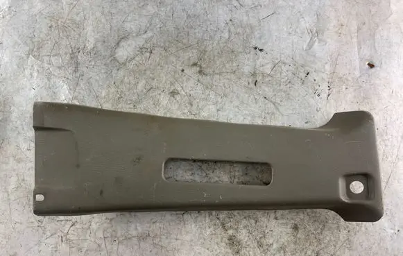 Nissan Patrol Y61 (B) pillar trim (top) 76913vb000