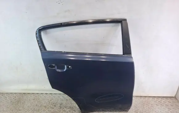 KIA Sportage Rear door