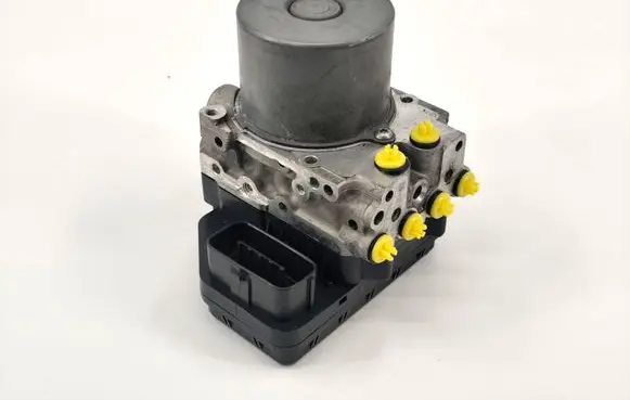 Lexus IS 220D-250-350 ABS Pump 4454053280 8954153130 1338004860