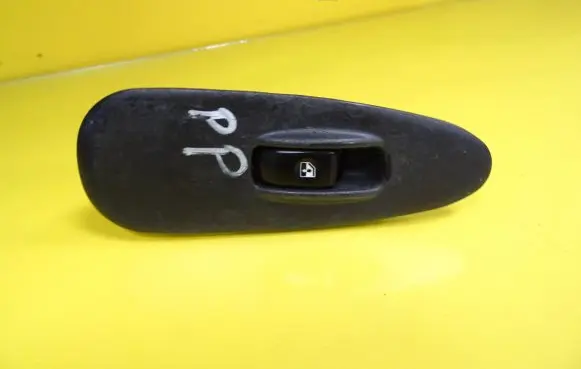 Hyundai Sonata Electric window control switch 620W01530 9357535000