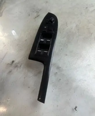 Honda Accord Electric window control switch C8HHA4GF91