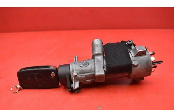 Audi A8 S8 D2 4D Ignition lock 4B0905851