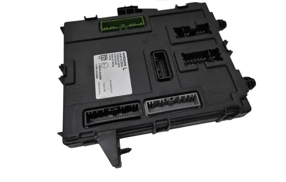 Nissan Qashqai Comfort/convenience module 284B14CB0A S180192102E