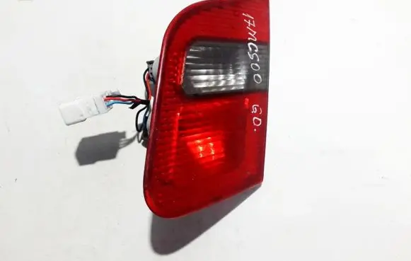 Mitsubishi Carisma Tailgate rear/tail lights 151208 151210