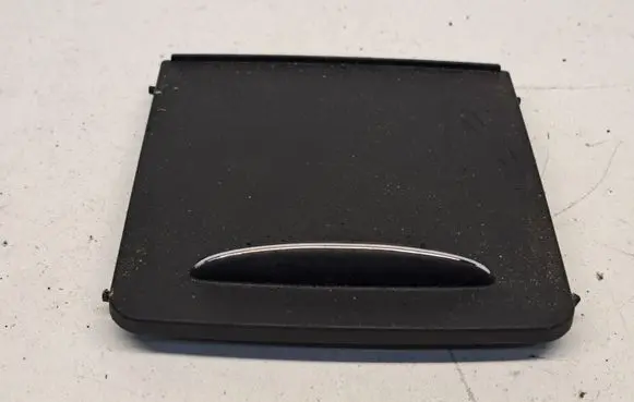 Mercedes-Benz B W245 Other center console (tunnel) element 1071240100