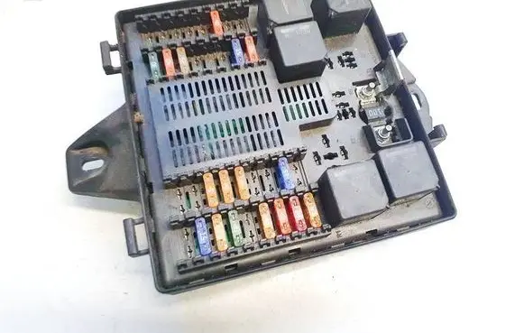 Jaguar XJ X351 Fuse box set aw9314a073ad