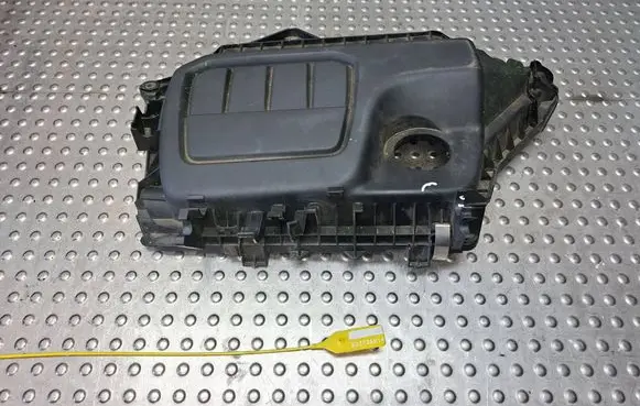 Nissan NV300 Engine cover (trim) S27725014 100710PS