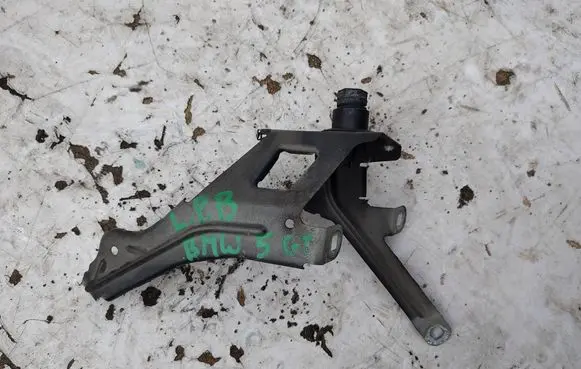 BMW 5 GT F07 Fender mounting bracket 