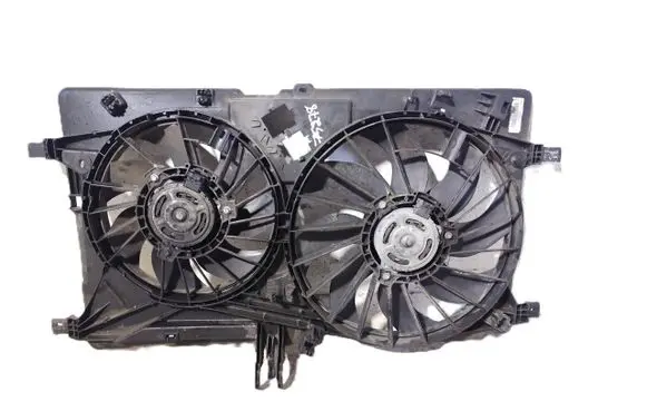 Renault Master III Radiator cooling fan shroud 214812105R