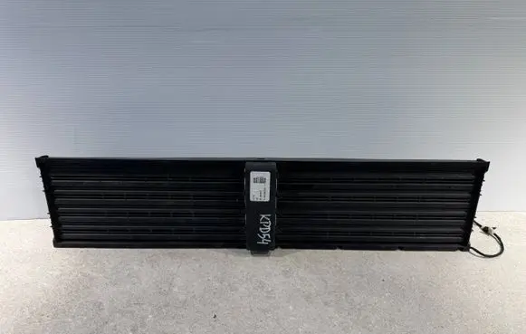 BMW X1 F48 F49 Intercooler air channel guide 9319918-01-KPD54 00548734