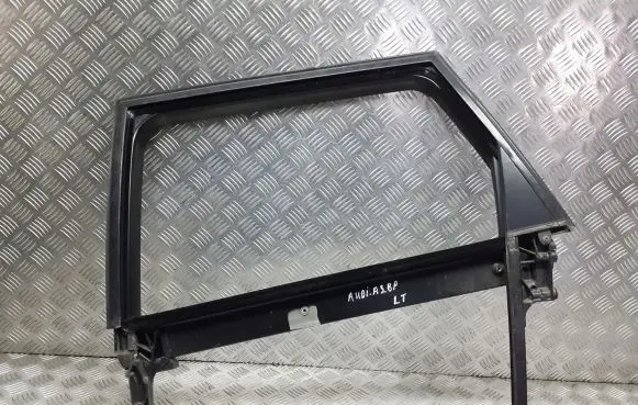 Audi A3 S3 8P Rear door window/glass frame 