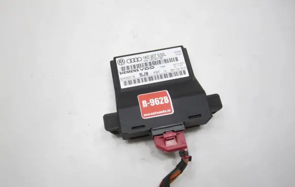 Volkswagen Touran I Gateway control module 1K0907530L 1K0907951