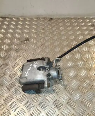 Opel Insignia A Rear brake caliper