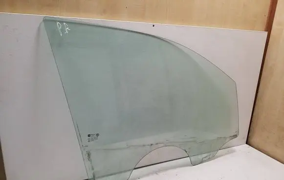 Chevrolet Orlando Front door window glass four-door 