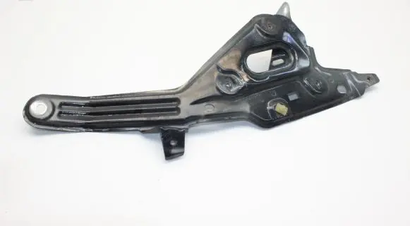 Smart ForFour II W453 Fender mounting bracket 631467979R