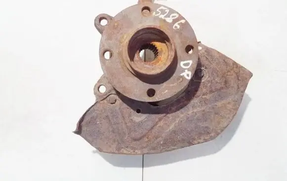 Volkswagen PASSAT B3 Front wheel hub
