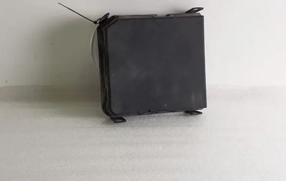 Nissan Pulsar Fuse box cover 