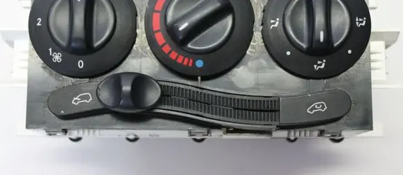 Mercedes-Benz A W168 Climate control unit 1688300385
