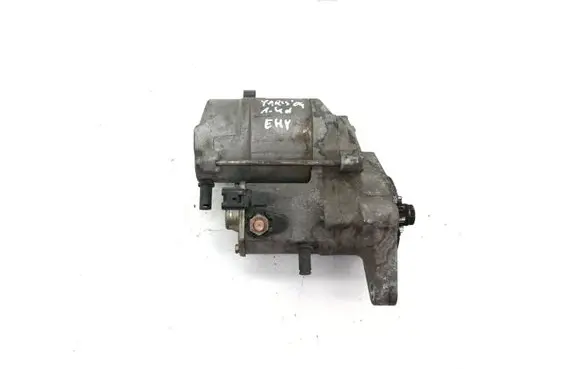 Toyota Yaris Starter motor 2810033050