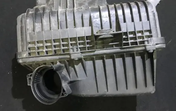Peugeot 607 Air filter box PSA7917