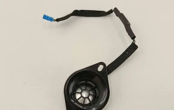 BMW 4 G22 G23 G24 G26 Parcel shelf speaker 9475237 8907014006 20117311