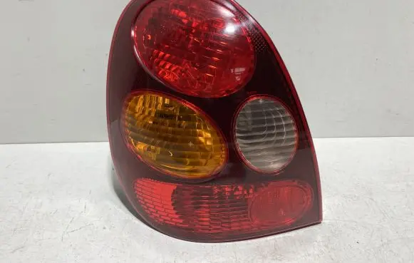 Toyota Corolla E110 Rear/tail lights 22076587L