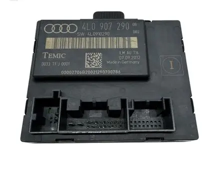 Audi Q7 4L Door control unit/module 4L0907290