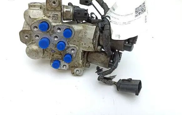 BMW 5 GT F07 Active stabilizer control/valve assembly 6775258 10641010