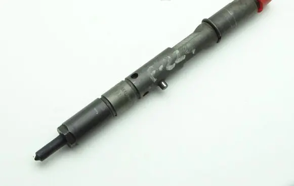 Audi A6 S6 C5 4B Fuel injector 059130201B