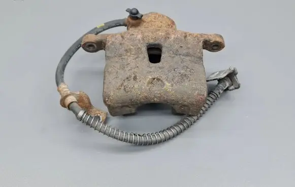 Hyundai i30 Front brake caliper A6R
