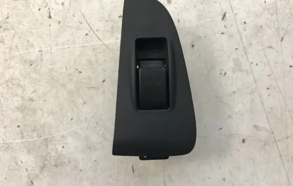 Toyota Avensis T250 Electric window control switch 8481005050 7427205020B0 7427205020