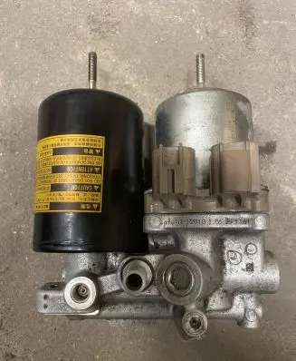 Lexus CT 200H ABS Pump 4707012010