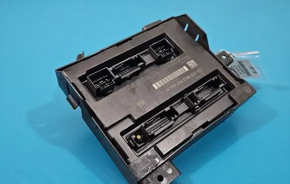 Audi A4 S4 B8 8K Central body control module 8K0907064N IMPRK1531116