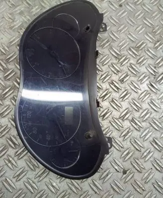 Toyota Avensis T250 Speedometer (instrument cluster) 8380005630H