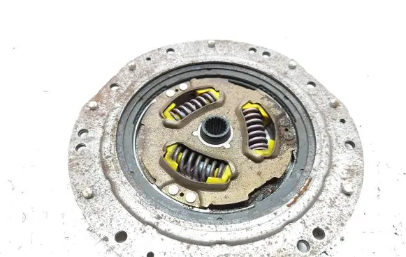 Toyota Yaris Clutch pressure plate 1G160737