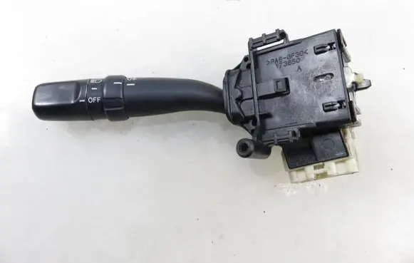 Toyota Avensis T220 Wiper turn signal indicator stalk/switch 8414044030