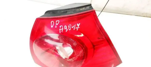 Volkswagen Tiguan Rear/tail lights 1K6945096E 028490202B