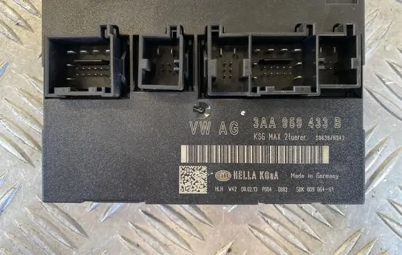 Volkswagen PASSAT B7 Comfort/convenience module 3AA959433B 5DK00906461 S0638H043