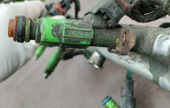 Chrysler Grand Voyager IV Fuel injector 0280156007
