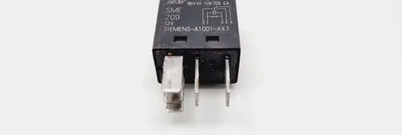 Volkswagen PASSAT B6 Other relay 7M0951253C
