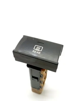 Hyundai Santa Fe Windscreen/window heater switch 621W05010