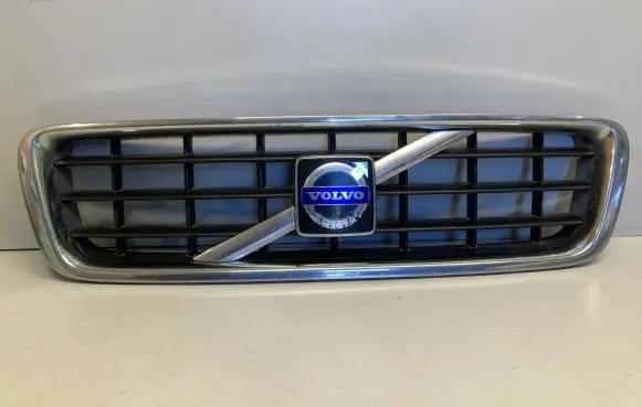 Volvo S60 Front bumper upper radiator grill 30698617 30698616