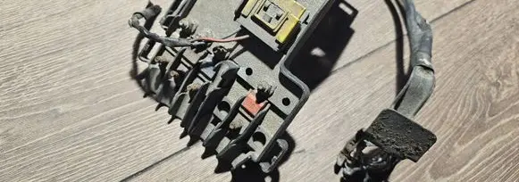Peugeot 307 Fuse module 9660222380