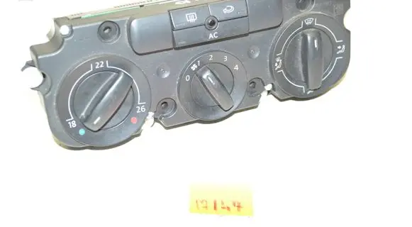 Volkswagen Touran I Climate control unit 1K0820047GK 5HB00935200
