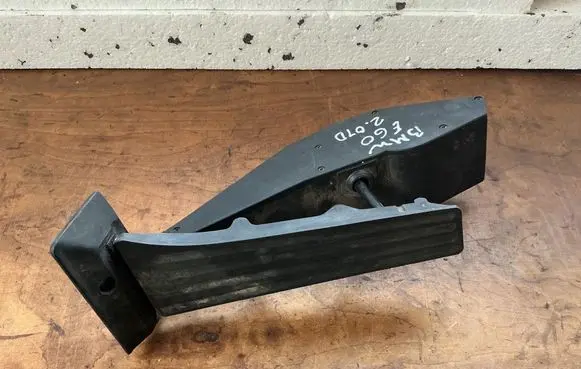 BMW 5 E60 E61 Accelerator throttle pedal 3542677264601