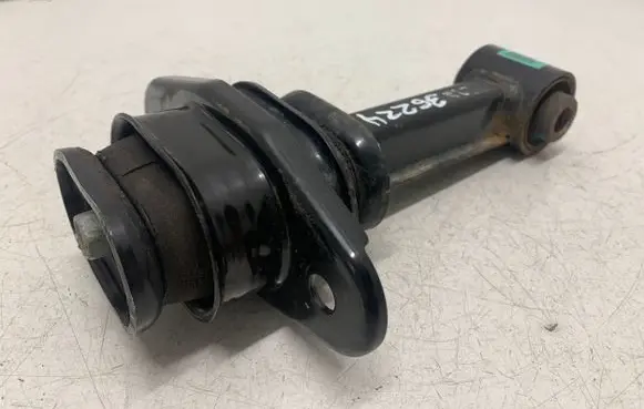 KIA Stonic Engine mount bracket