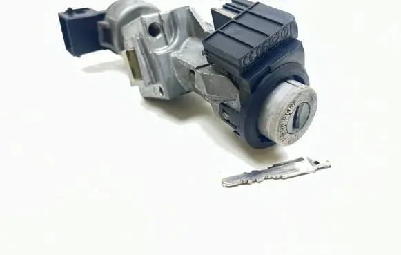 Mazda 3 I Ignition lock 3M513F880AC