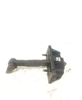 Toyota Avensis T250 Front door check strap stopper