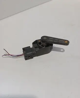 Volkswagen Phaeton Headlight/headlamp level sensor 4E0907503C 6PM00816151
